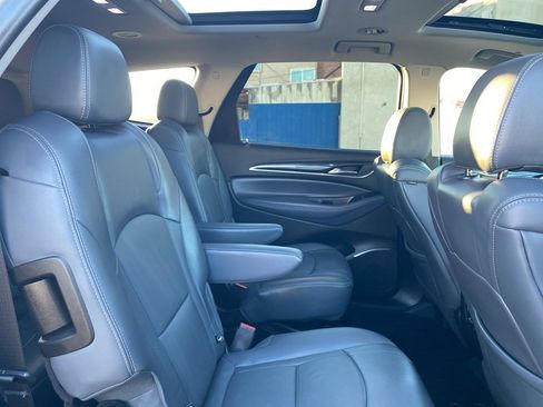 Used 2021 Buick Enclave Premium w/ Sun and Sites Package image 23