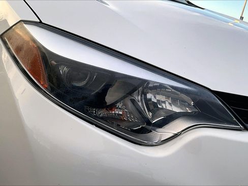 Used 2016 Toyota Corolla LE image 26