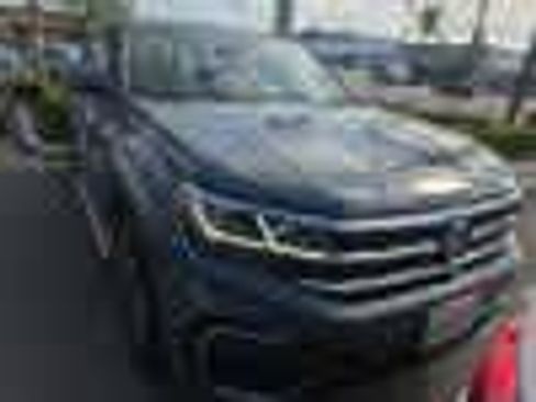 Used 2023 Volkswagen Atlas Cross Sport SEL Premium R-Line AWD/4WD image 3