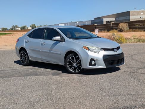 Used 2016 Toyota Corolla S image 31