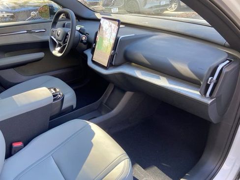 New 2025 Volvo EX30 Plus w/ Climate Package image 17