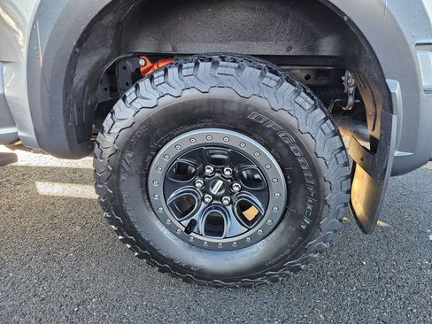 Certified 2023 Ford F150 Raptor w/ Raptor Carbon Fiber Package image 11