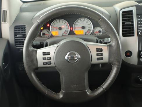 Used 2014 Nissan Xterra PRO-4X w/ Nevada Tow Package AWD/4WD image 15