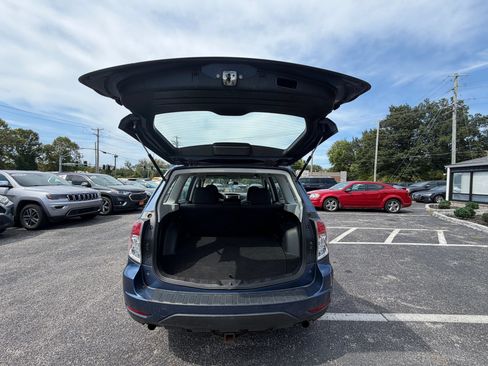 Used 2011 Subaru Forester 2.5X w/ Alloy Wheel Value Pkg AWD/4WD image 13