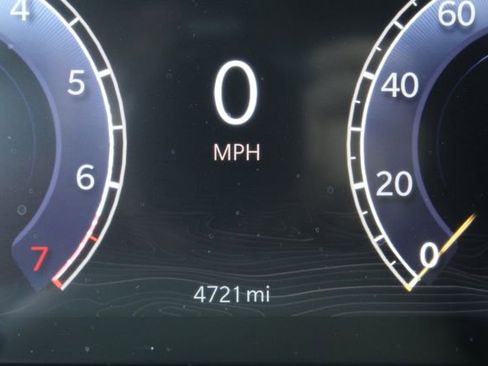 Used 2025 Jeep Grand Cherokee L Limited w/ Black Appearance Package image 17