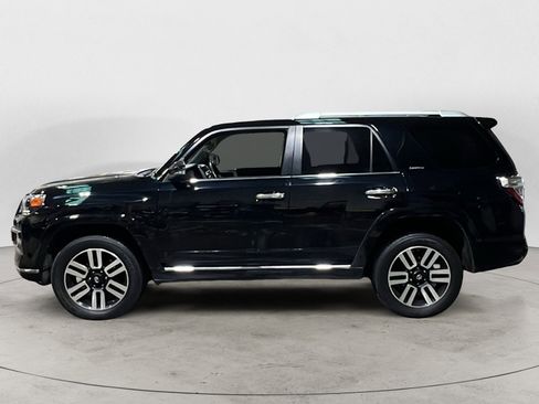 Used 2016 Toyota 4Runner Limited image 3