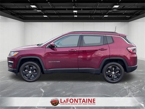 Certified 2021 Jeep Compass Latitude image 2
