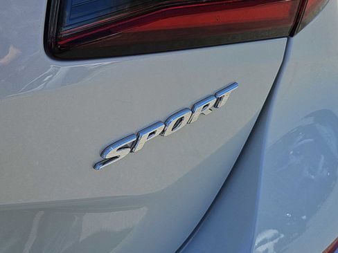 Used 2024 Honda Civic Sport image 12