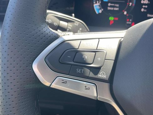 New 2026 Volkswagen Tiguan SE R-Line FWD image 21
