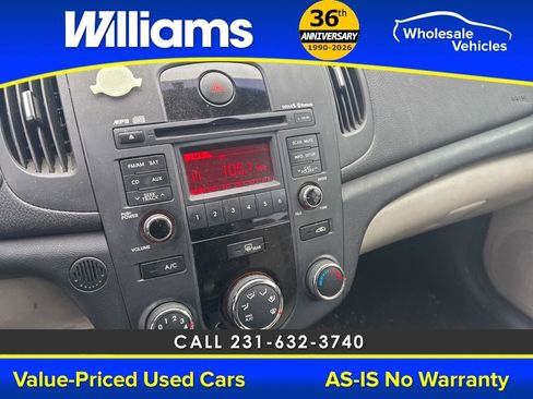 Used 2012 Kia Forte EX image 26