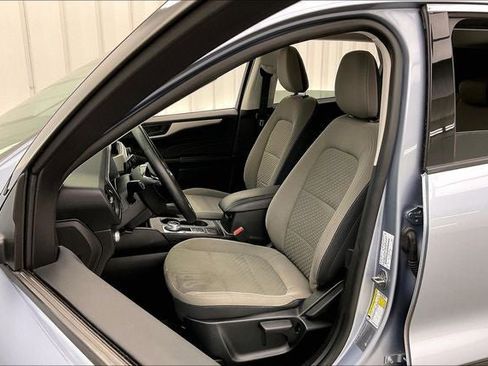 Used 2022 Ford Escape SE w/ Cold Weather Package AWD/4WD image 8