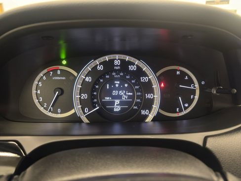 Used 2017 Honda Accord LX image 23