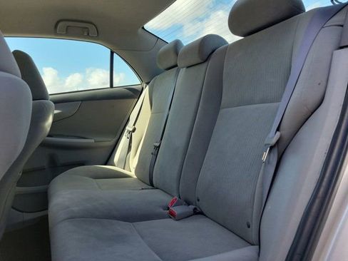 Used 2010 Toyota Corolla LE image 20