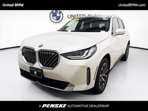 Used 2025 BMW X3 xDrive30i w/ Premium Package AWD/4WD image 1