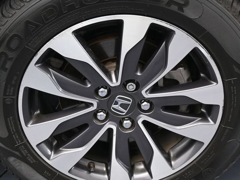 Used 2024 Honda Odyssey EX-L image 45