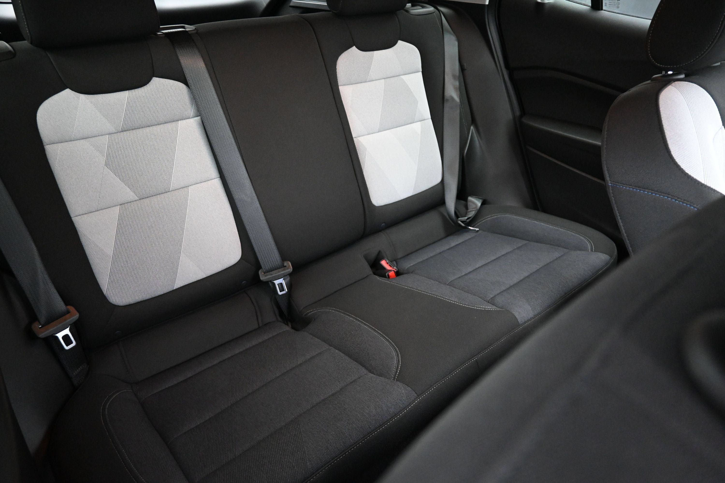 Certified 2024 Chevrolet Trax LS FWD image 28