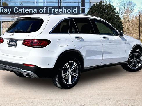 Certified 2022 Mercedes-Benz GLC 300 4MATIC image 2