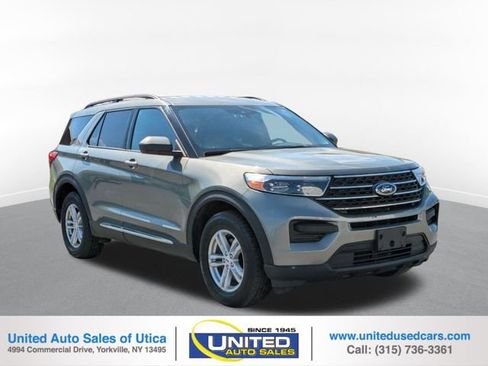 Used 2020 Ford Explorer XLT w/ Comfort Package AWD/4WD image 1