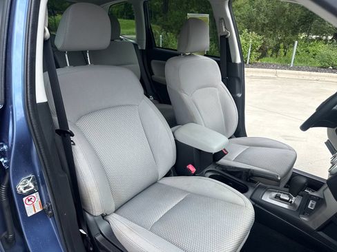 Used 2018 Subaru Forester 2.5i Premium AWD/4WD image 34