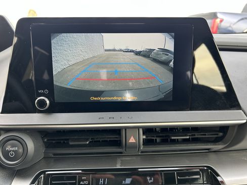 Used 2024 Toyota Prius LE image 33