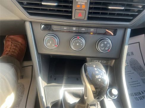 Used 2024 Volkswagen Jetta S image 13