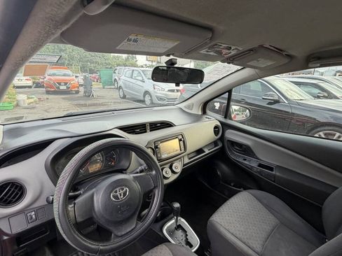 Used 2015 Toyota Yaris L FWD image 6