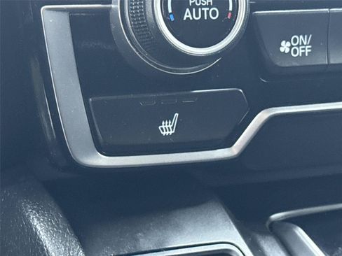 Used 2019 Honda CR-V Touring image 14