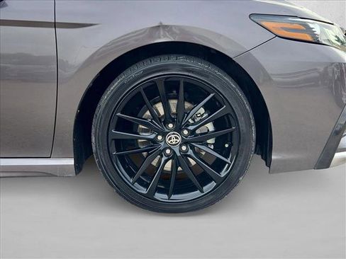 Used 2022 Toyota Camry XSE FWD image 22