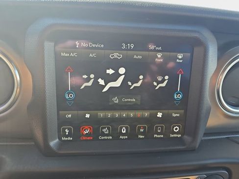 Used 2020 Jeep Gladiator Rubicon image 26