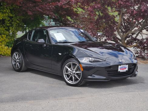 Used 2022 MAZDA MX-5 Miata RF Grand Touring w/ Weather Package RWD image 26