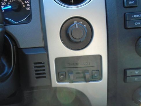 Used 2014 Ford F150 XLT image 17