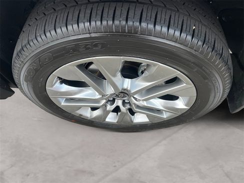 Used 2025 Toyota RAV4 XLE Premium image 14