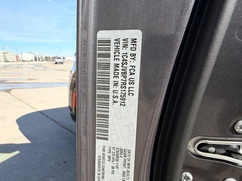 Used 2024 Jeep Wagoneer Series II image 24