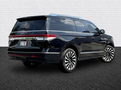 Used 2022 Lincoln Navigator Black Label AWD/4WD image 7