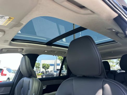New 2026 Volvo XC90 T8 Ultra w/ Lounge Package AWD/4WD image 23