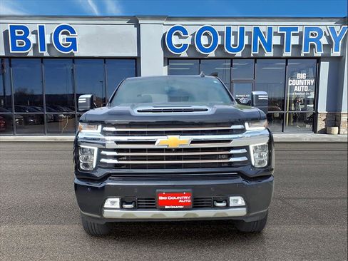 Used 2023 Chevrolet Silverado 2500 High Country w/ Z71 Off-Road Package image 8