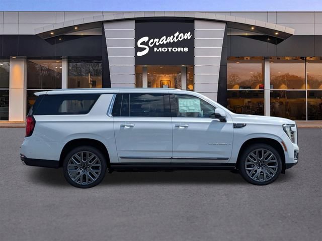 New 2026 GMC Yukon XL Denali Ultimate w/ LPO, Floor Liner Package AWD/4WD image 6