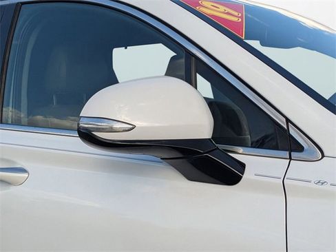 Used 2019 Hyundai Santa Fe Limited image 21