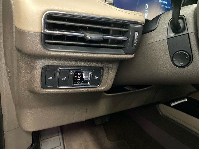 Used 2022 Lincoln Corsair Reserve w/ Equipment Group 201A AWD/4WD image 16