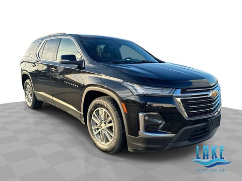 Certified 2023 Chevrolet Traverse LT image 1