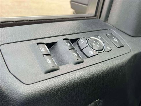 Used 2019 Ford F350 Platinum w/ Platinum Ultimate Package image 16