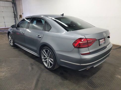 Used 2018 Volkswagen Passat 2.0T S image 5