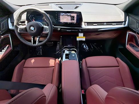 New 2026 BMW X2 xDrive28i w/ Technology Package AWD/4WD image 15