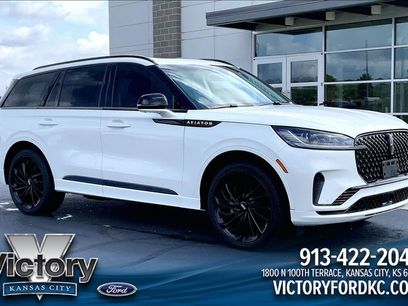 Used 2025 Lincoln Aviator Reserve w/ Jet Appearance Package