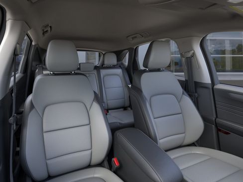 New 2025 Ford Escape SE FWD image 33