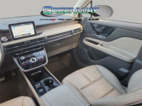 Used 2020 Lincoln Corsair Reserve w/ Elements Package image 9
