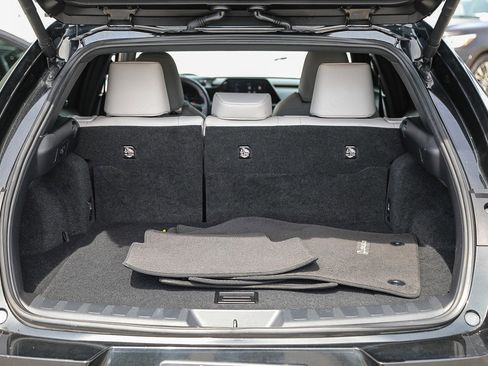 Used 2024 Lexus UX 250h FWD image 25