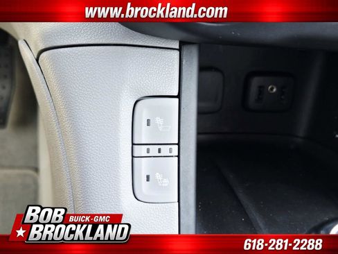 Used 2017 GMC Acadia SLT FWD image 32