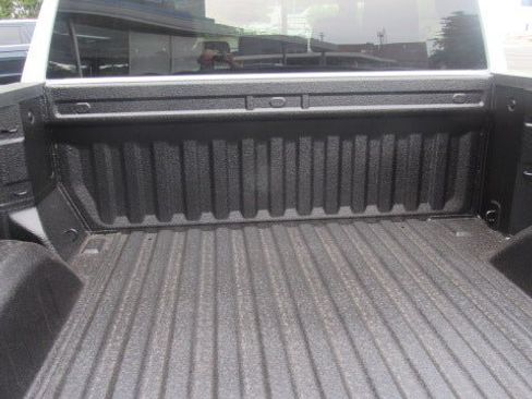 Used 2026 Chevrolet Equinox LT FWD image 32