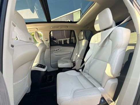 Certified 2024 Volvo XC90 B6 Ultimate w/ Protection Package AWD/4WD image 25